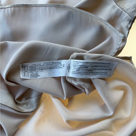 Abercrombie & Fitch Button-Up Satin Pullover Top Size XL Office Business Career - Picture 6 of 7